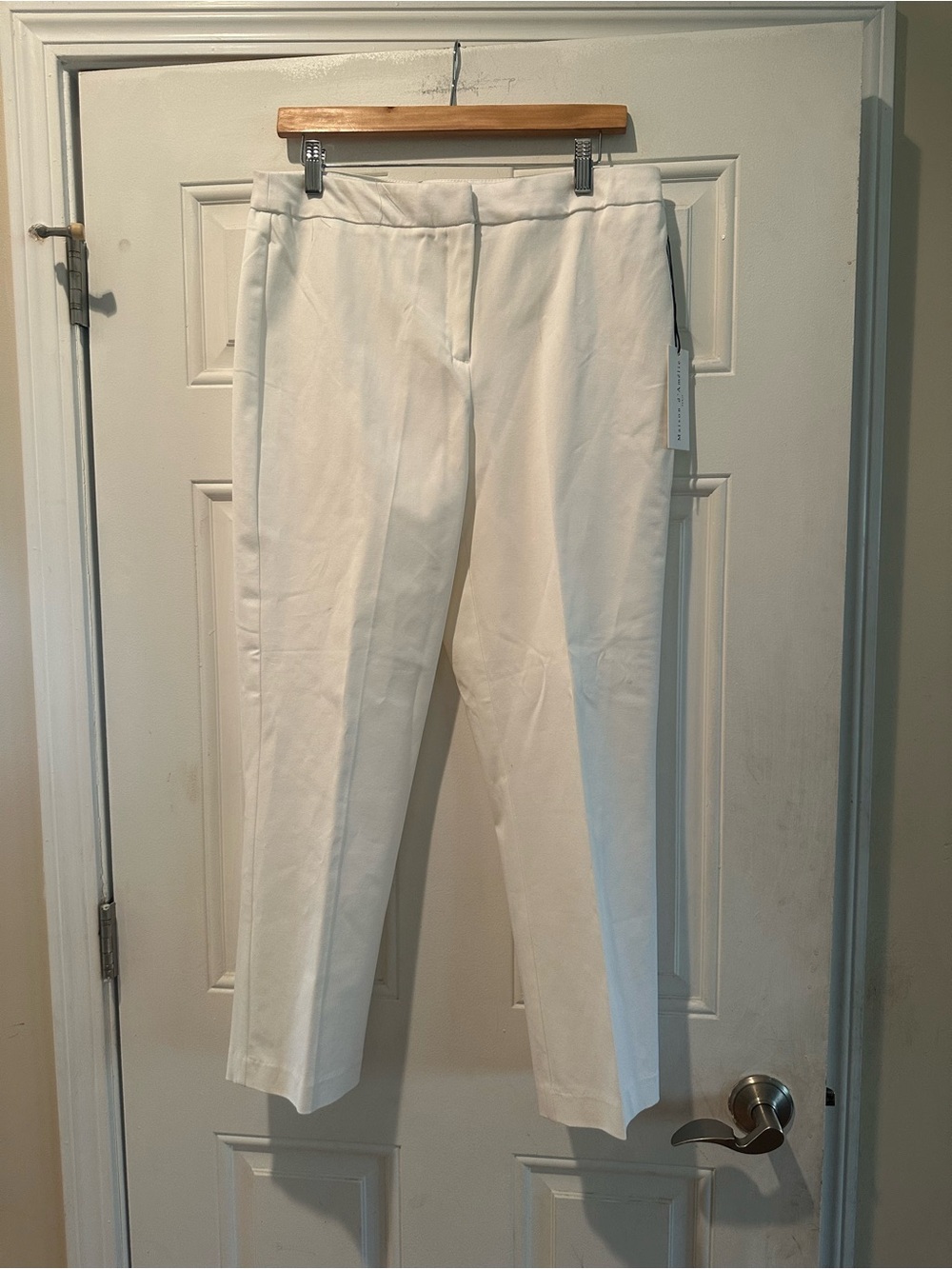 Madison d Amelie Tailored Straight Leg  Pants-New